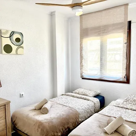 Playa La Mata Apartamento *