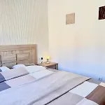 Playa La Mata Apartment *